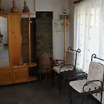 Hadjigabarevata Kashta * Dŭlbok Dol