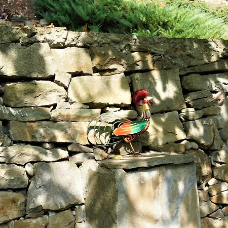 Hadjigabarevata Kashta * Dŭlbok Dol