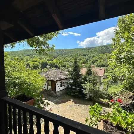 Landhuis Hadjigabarevata Kashta *