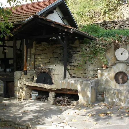 Hadjigabarevata Kashta *