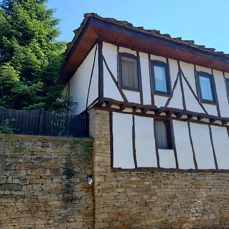 Landhuis Hadjigabarevata Kashta *