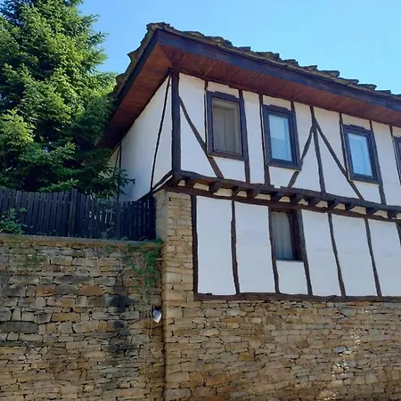 Hadjigabarevata Kashta Landhuis Dŭlbok Dol