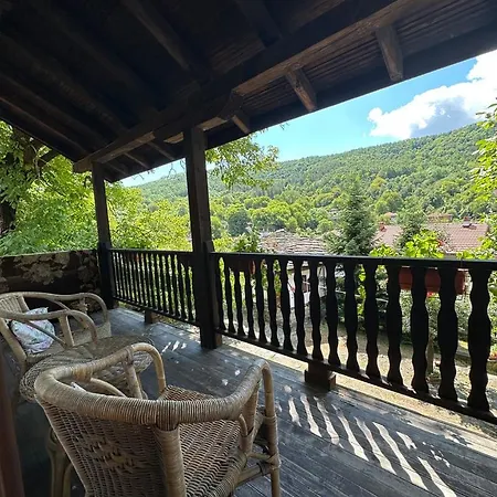 Hadjigabarevata Kashta Dŭlbok Dol