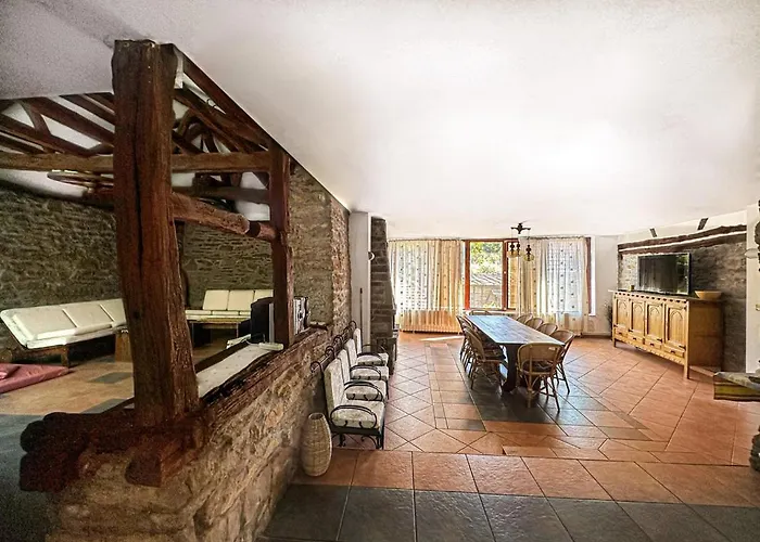 Hadjigabarevata Kashta Kır Evi Dŭlbok Dol