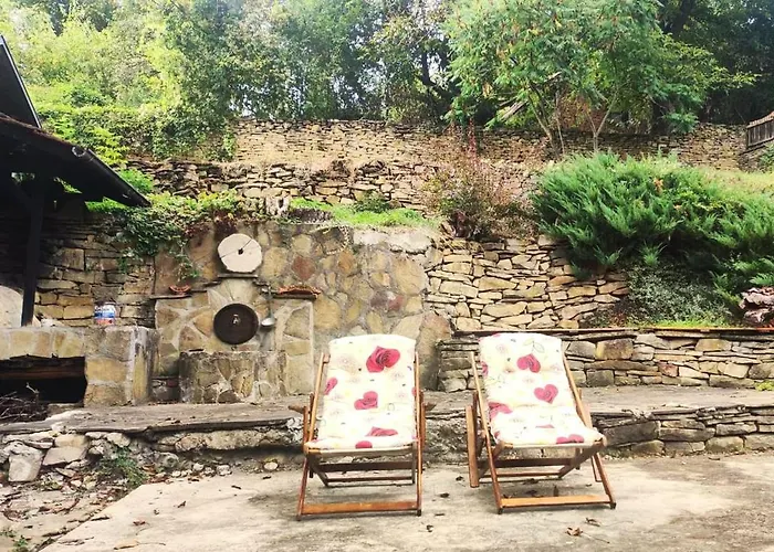 Hadjigabarevata Kashta Kır Evi Dŭlbok Dol