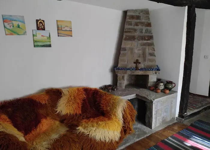 Hadjigabarevata Kashta Kır Evi *