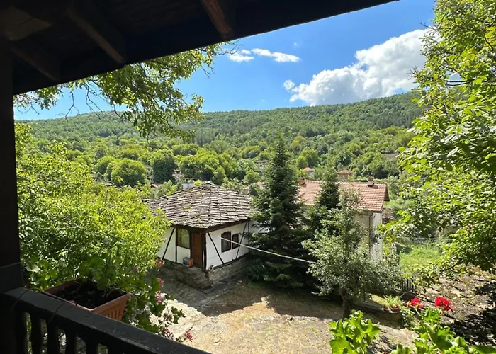 Kır Evi Hadjigabarevata Kashta *