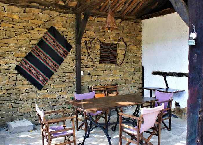 Hadjigabarevata Kashta Kır Evi Dŭlbok Dol