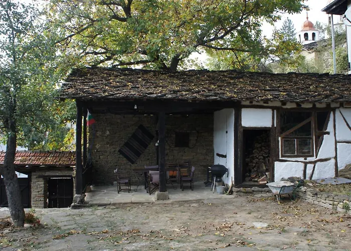 Hadjigabarevata Kashta Kır Evi Dŭlbok Dol