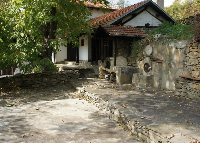 Hadjigabarevata Kashta Kır Evi Dŭlbok Dol