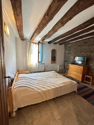 Hadjigabarevata Kashta Kır Evi *