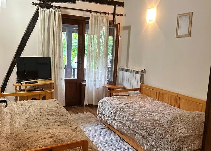 Hadjigabarevata Kashta Kır Evi *